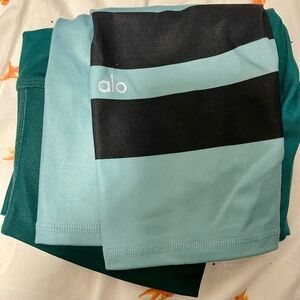 Alo Yoga Leggings Bundle (two)
